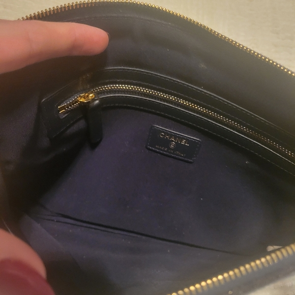Chanel Clutch/Pouch - Picture 7 of 7